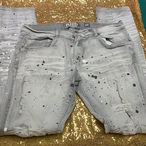 Gray Relaxed Fit Artistic Jeans